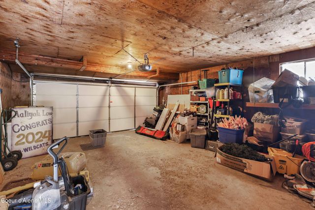 305 S 1st ST, Pinehurst, ID 83850