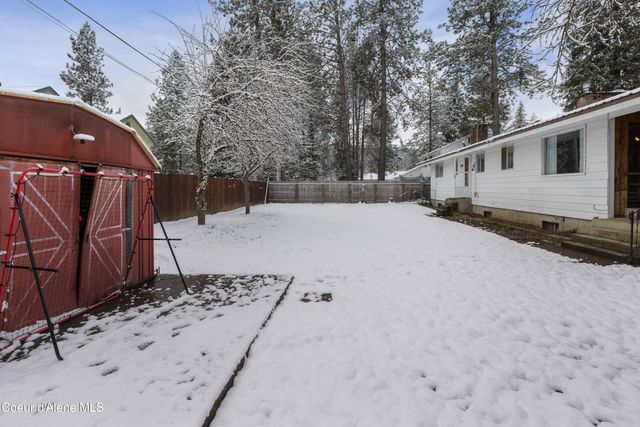 305 S 1st ST, Pinehurst, ID 83850