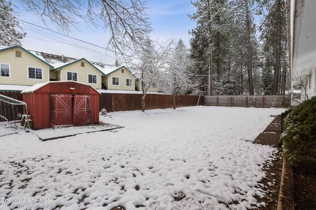 305 S 1st ST, Pinehurst, ID 83850