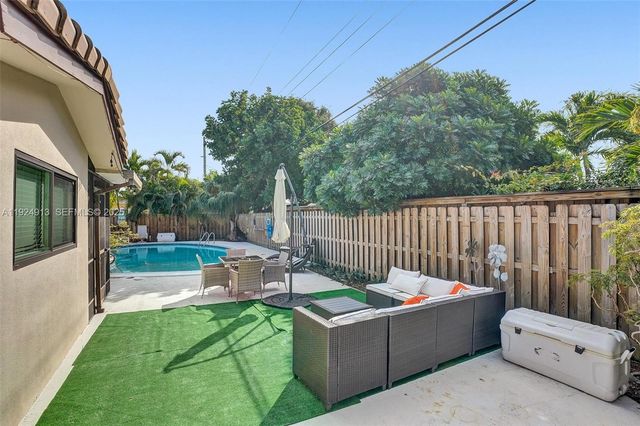 2620 NE 19th St, Pompano Beach, FL 33062