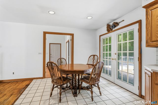 30 Creeping Hemlock Drive, Norwalk, CT 06851
