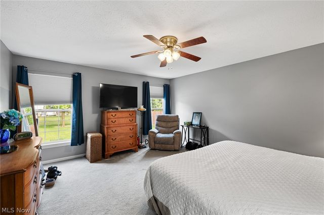 37164 Stone Creek Drive, North Ridgeville, OH 44039