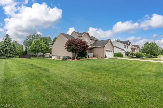 37164 Stone Creek Drive, North Ridgeville, OH 44039