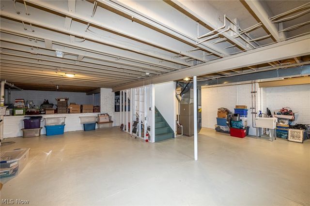 37164 Stone Creek Drive, North Ridgeville, OH 44039