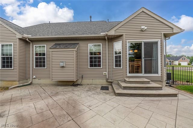 37164 Stone Creek Drive, North Ridgeville, OH 44039