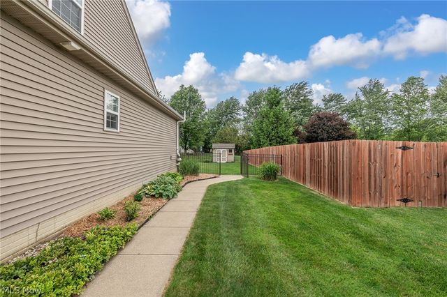 37164 Stone Creek Drive, North Ridgeville, OH 44039
