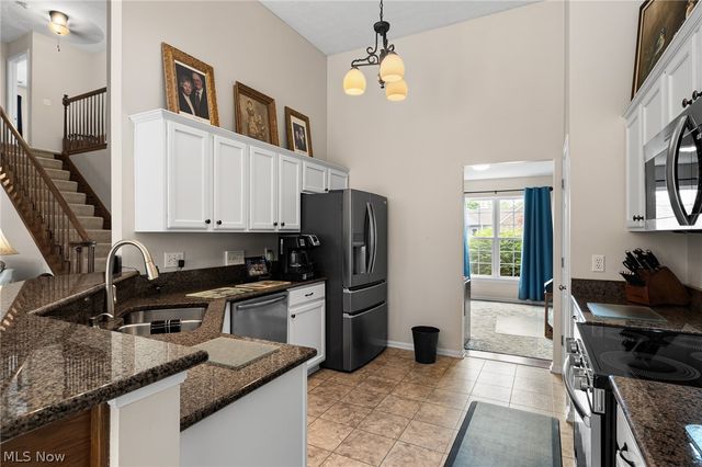37164 Stone Creek Drive, North Ridgeville, OH 44039