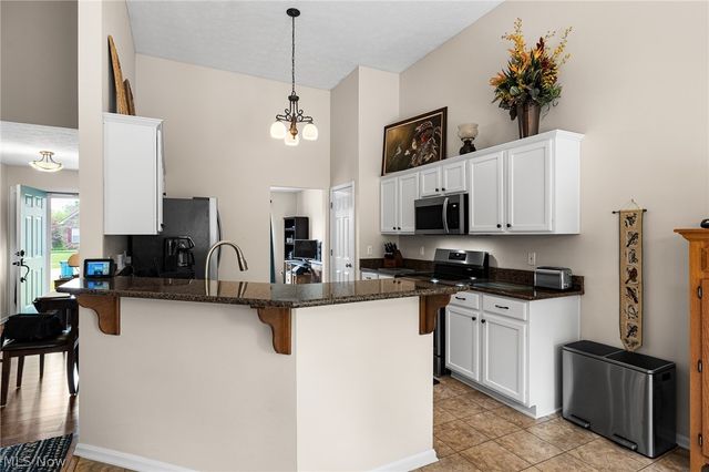 37164 Stone Creek Drive, North Ridgeville, OH 44039