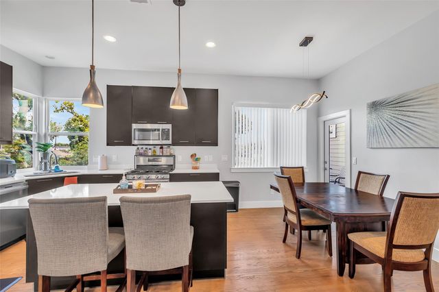 5021 Nichols Street, Houston, TX 77020