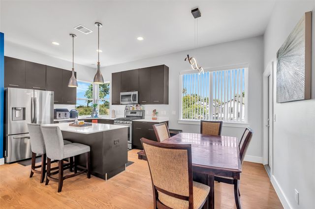 5021 Nichols Street, Houston, TX 77020