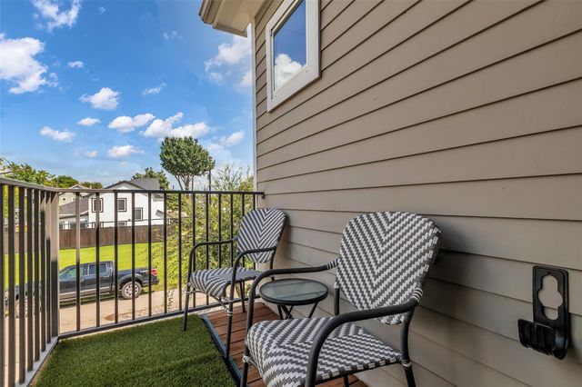 5021 Nichols Street, Houston, TX 77020