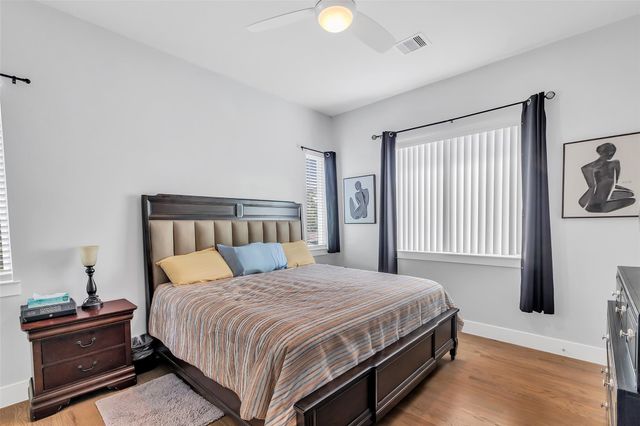 5021 Nichols Street, Houston, TX 77020