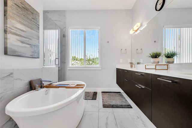 5021 Nichols Street, Houston, TX 77020