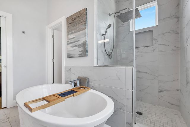 5021 Nichols Street, Houston, TX 77020