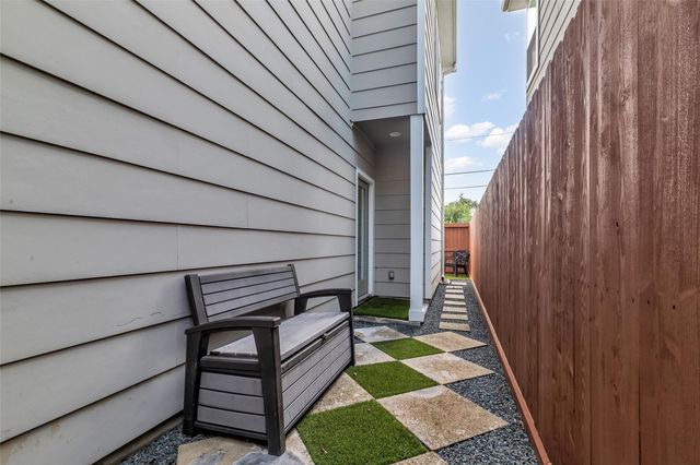 5021 Nichols Street, Houston, TX 77020