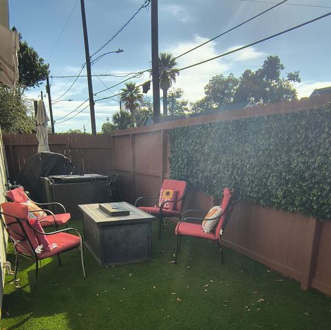 5021 Nichols Street, Houston, TX 77020