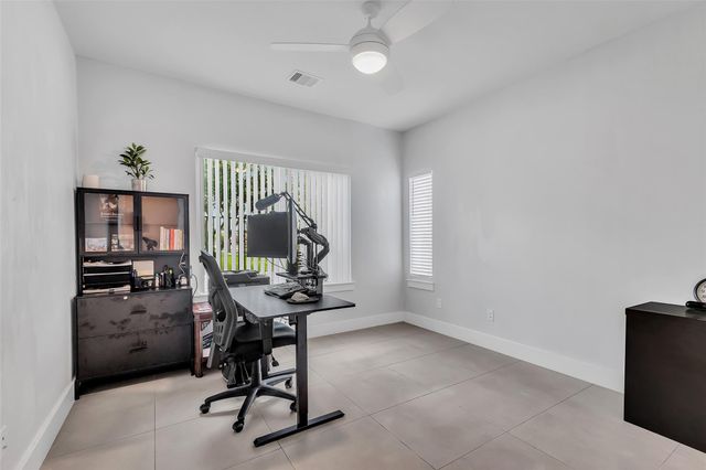 5021 Nichols Street, Houston, TX 77020