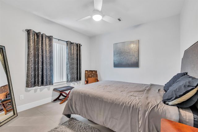 5021 Nichols Street, Houston, TX 77020