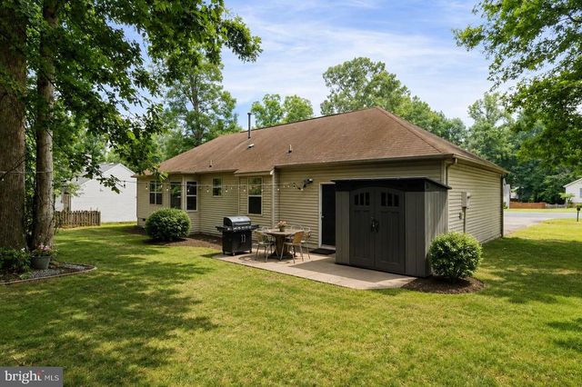 6416 ROYAL OAKS DR, Fredericksburg, VA 22407