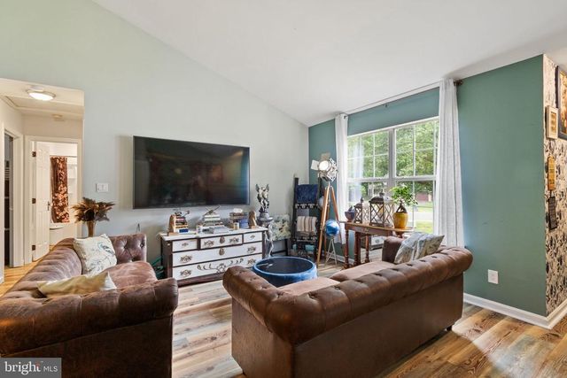 6416 ROYAL OAKS DR, Fredericksburg, VA 22407