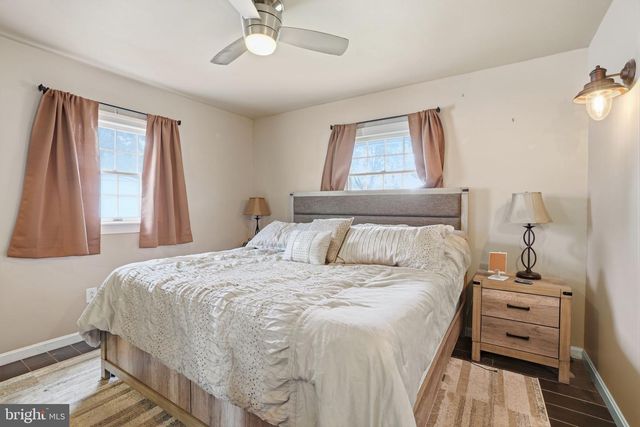 14 HEMLOCK RD, Levittown, PA 19056