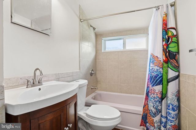 14 HEMLOCK RD, Levittown, PA 19056
