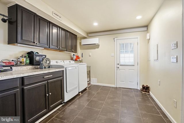 14 HEMLOCK RD, Levittown, PA 19056
