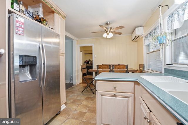 14 HEMLOCK RD, Levittown, PA 19056