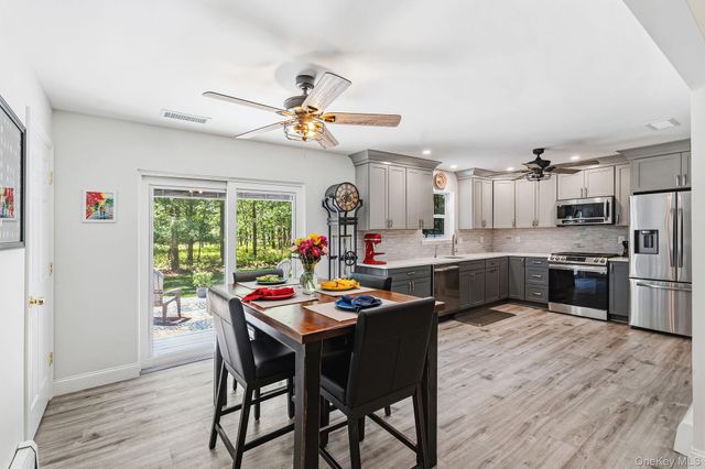 20 Charter Court, Manorville, NY 11949