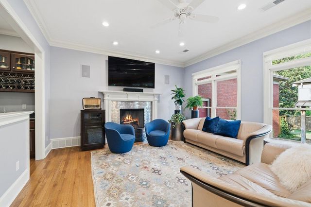 9658 E DOVE MEADOW CV, Germantown, TN 38139