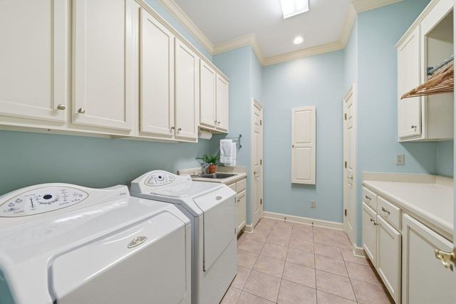 9658 E DOVE MEADOW CV, Germantown, TN 38139