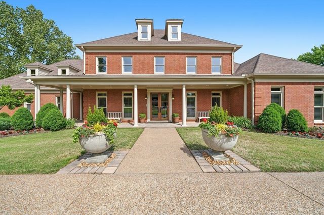 9658 E DOVE MEADOW CV, Germantown, TN 38139