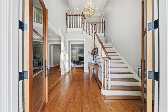9658 E DOVE MEADOW CV, Germantown, TN 38139