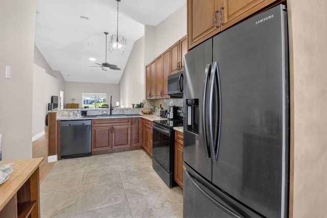 6112 Caladium Road, Delray Beach, FL 33484
