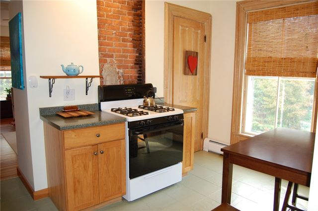 7 Nichols Lane 5, Hopkinton, RI 02832