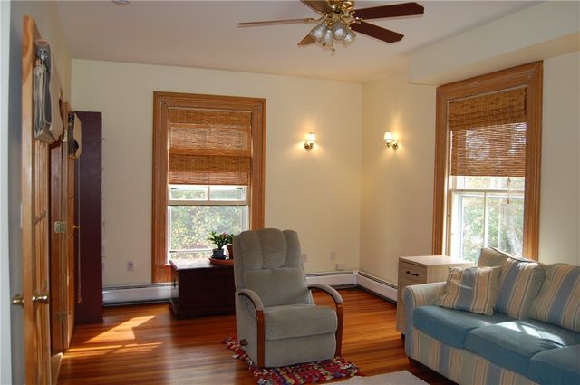 7 Nichols Lane 5, Hopkinton, RI 02832