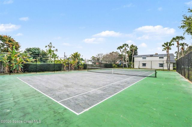 433 Dove Lane 7-10, Satellite Beach, FL 32937