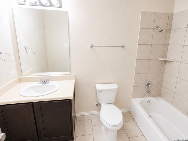 4002 Goliad Ford, San Antonio, TX 78222