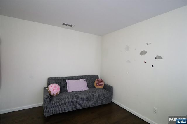 1359 15th Street, Fort Lee, NJ 07024