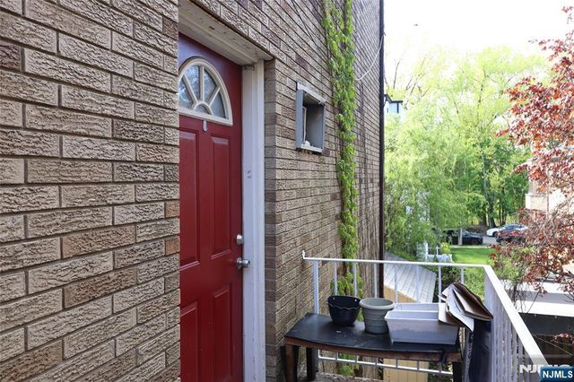 1359 15th Street, Fort Lee, NJ 07024