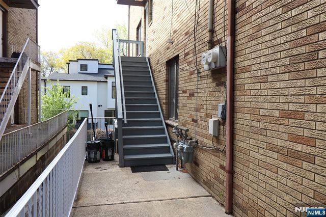 1359 15th Street, Fort Lee, NJ 07024