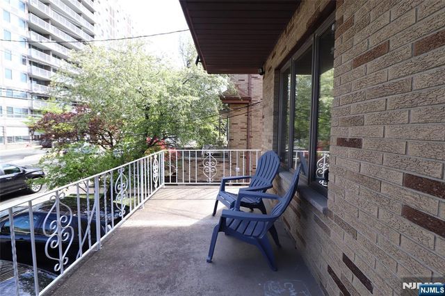 1359 15th Street, Fort Lee, NJ 07024