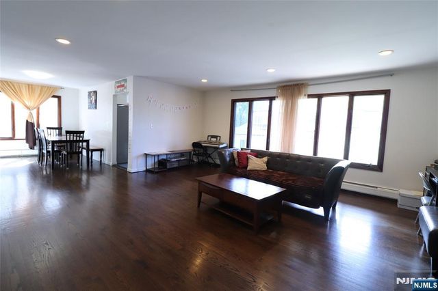 1359 15th Street, Fort Lee, NJ 07024