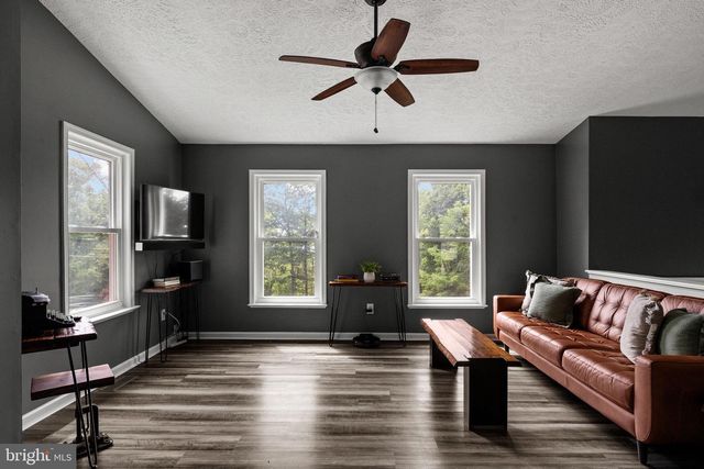 776 VALLEY VIEW RD, Harpers Ferry, WV 25425