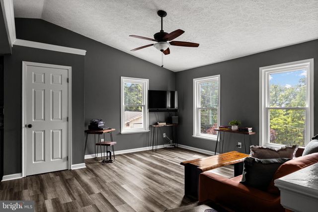 776 VALLEY VIEW RD, Harpers Ferry, WV 25425