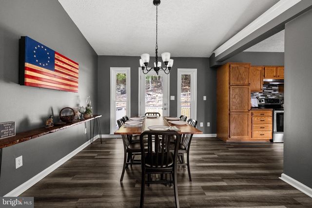 776 VALLEY VIEW RD, Harpers Ferry, WV 25425