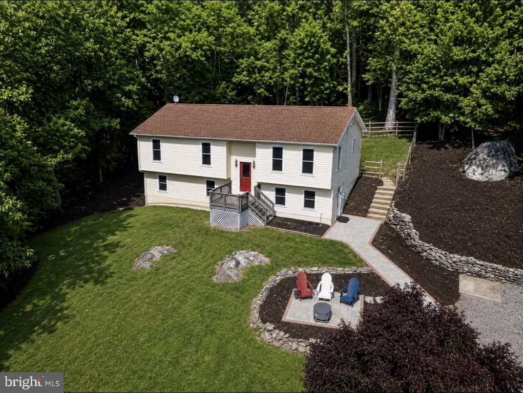 776 VALLEY VIEW RD, Harpers Ferry, WV 25425