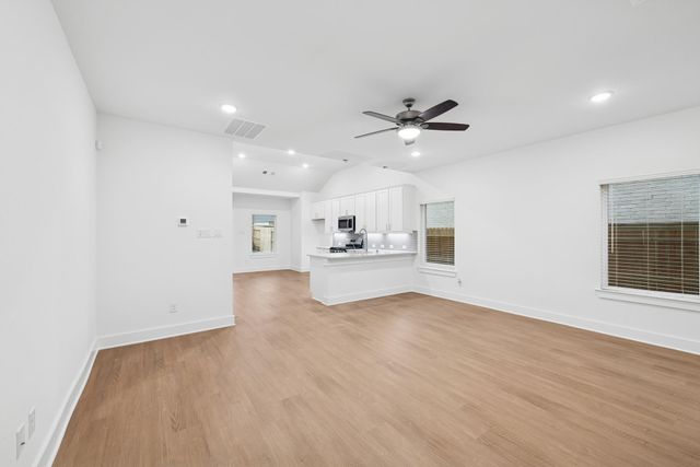 8115 Kay Harbor Drive, Cypress, TX 77433