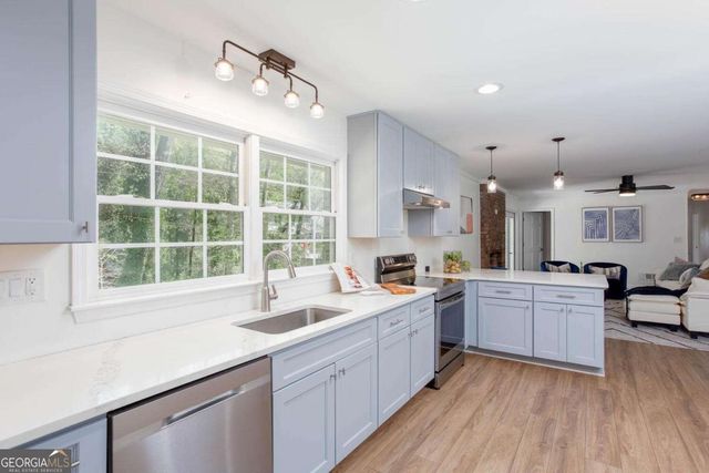 3135 Laura Lane, Lithia Springs, GA 30122