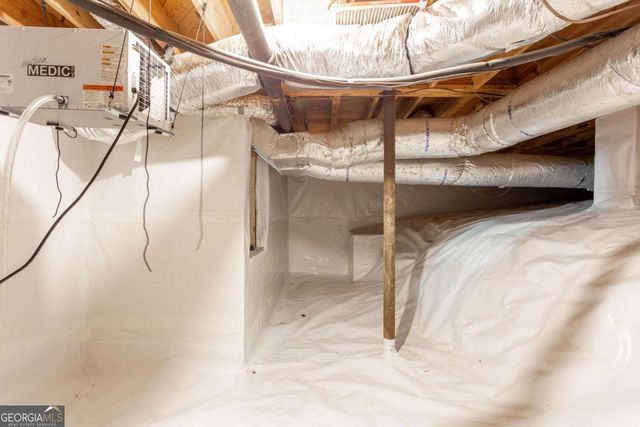 3135 Laura Lane, Lithia Springs, GA 30122